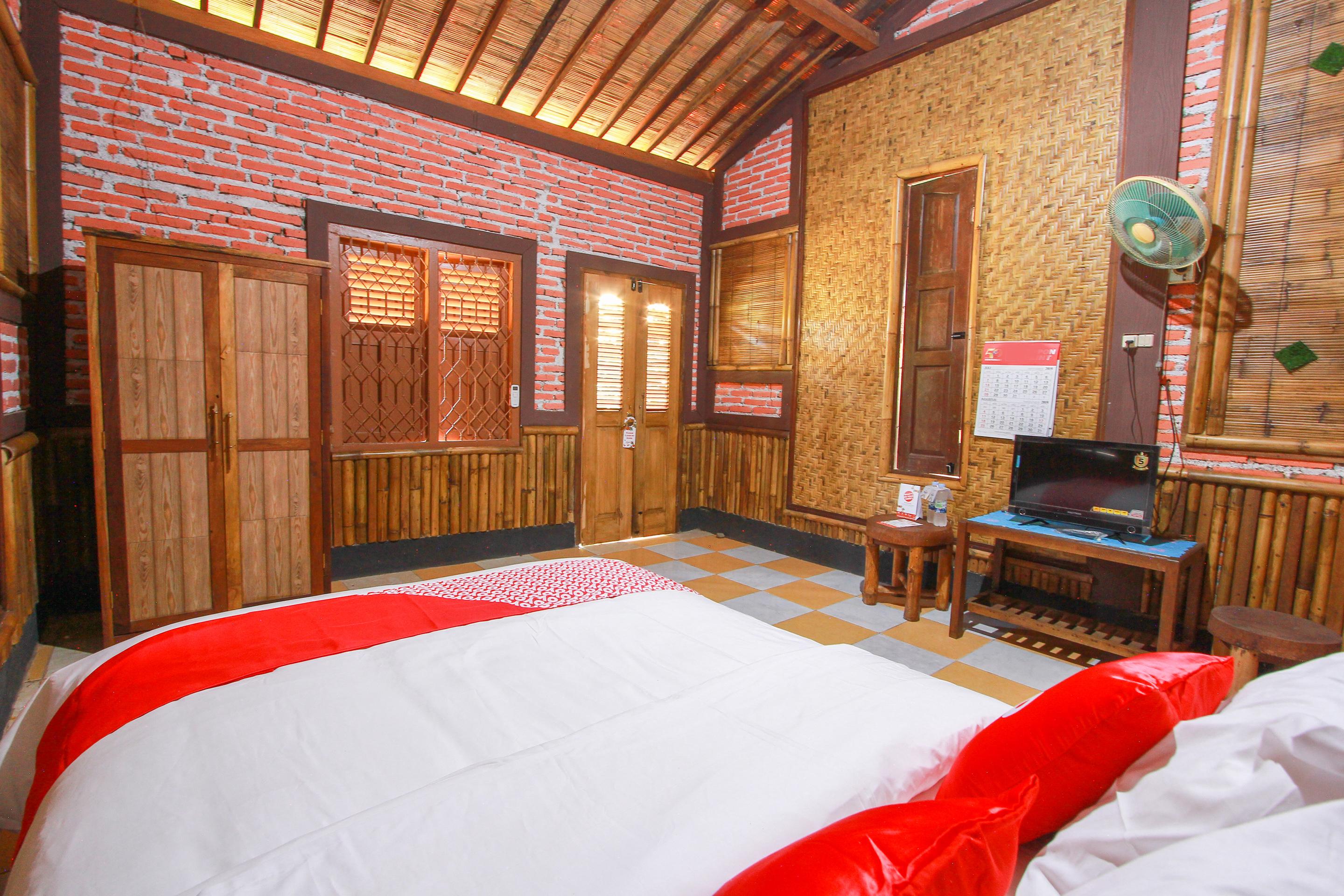 Reddoorz Syariah At Banyu Asem Banyuwangi Hotell Banyuwangi  Exteriör bild