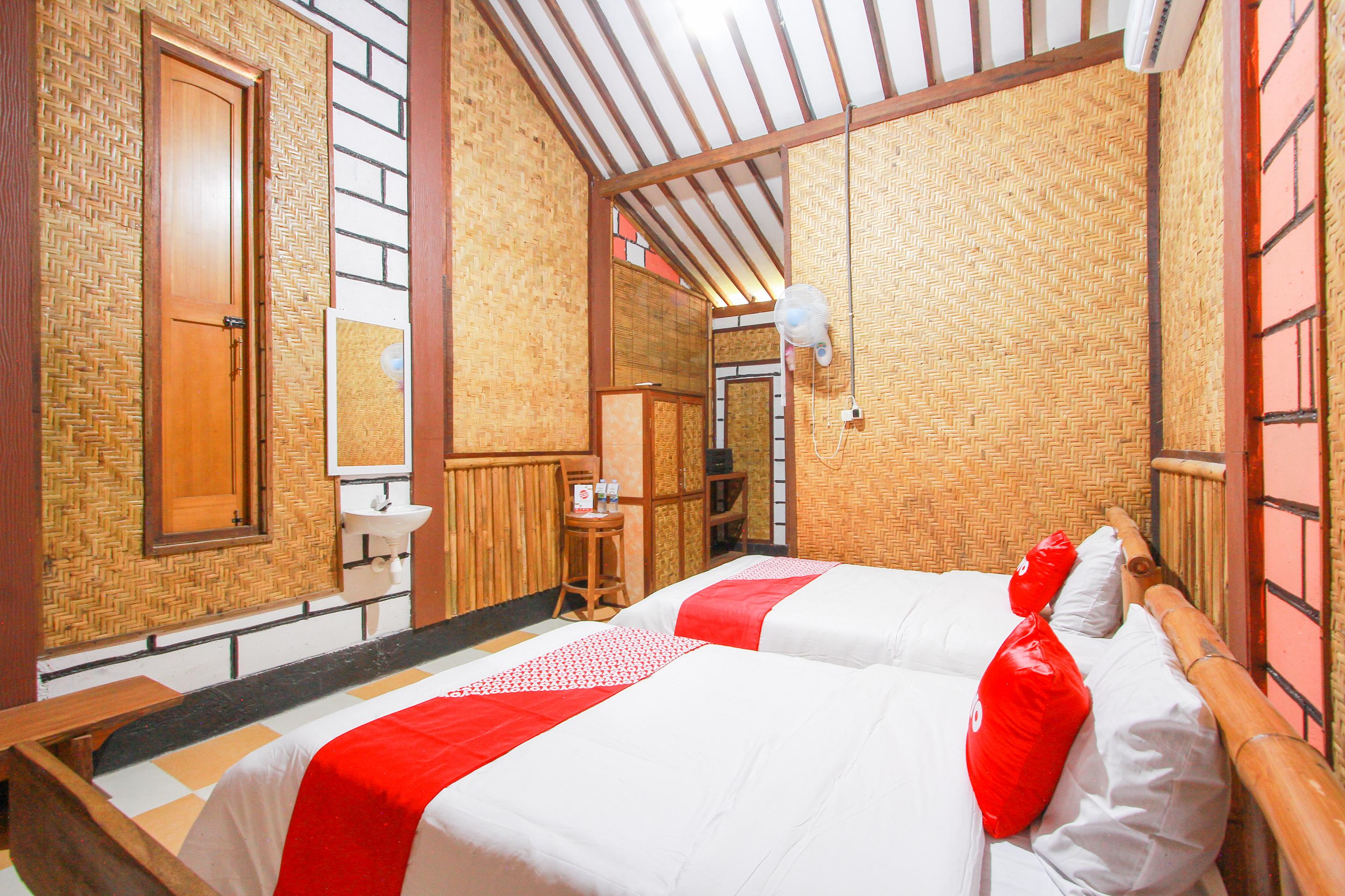 Reddoorz Syariah At Banyu Asem Banyuwangi Hotell Banyuwangi  Exteriör bild