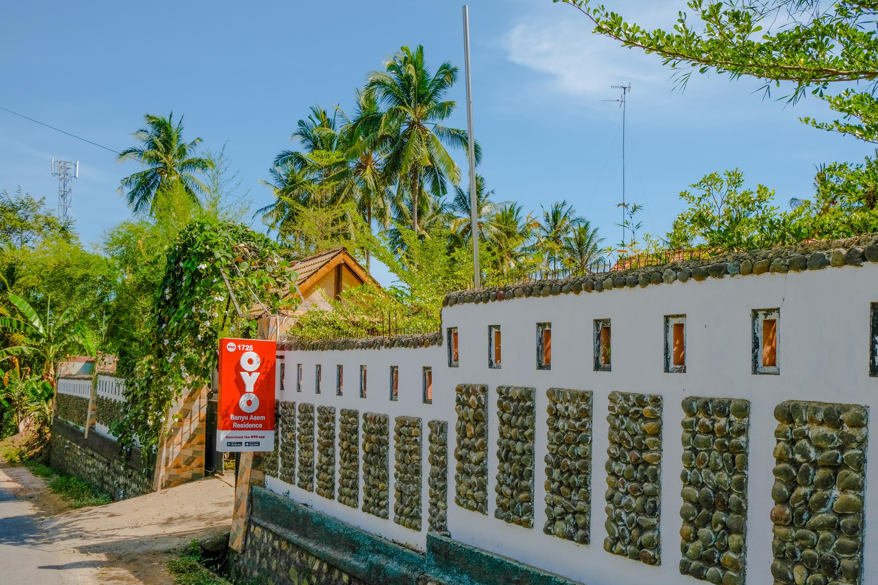 Reddoorz Syariah At Banyu Asem Banyuwangi Hotell Banyuwangi  Exteriör bild