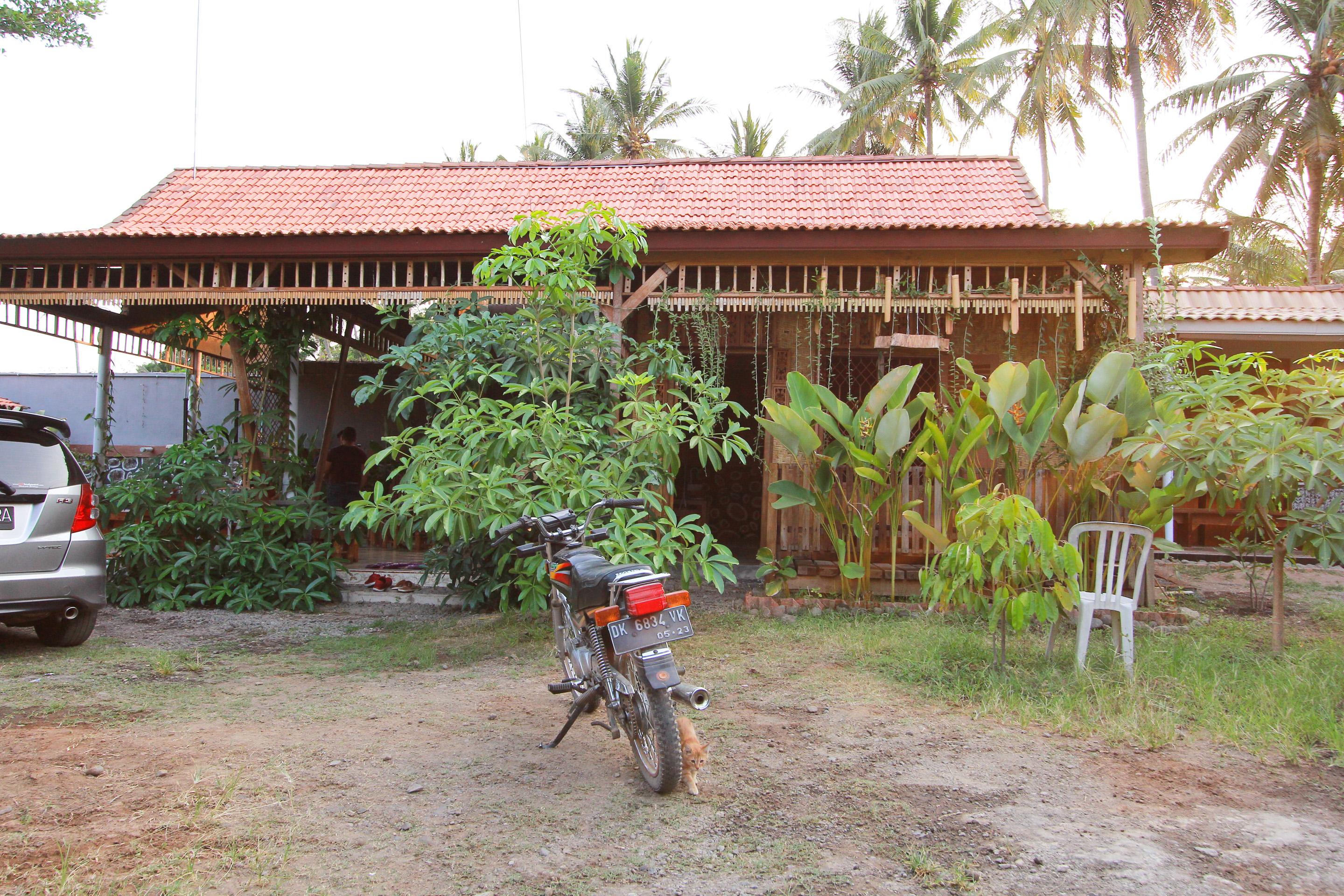 Reddoorz Syariah At Banyu Asem Banyuwangi Hotell Banyuwangi  Exteriör bild