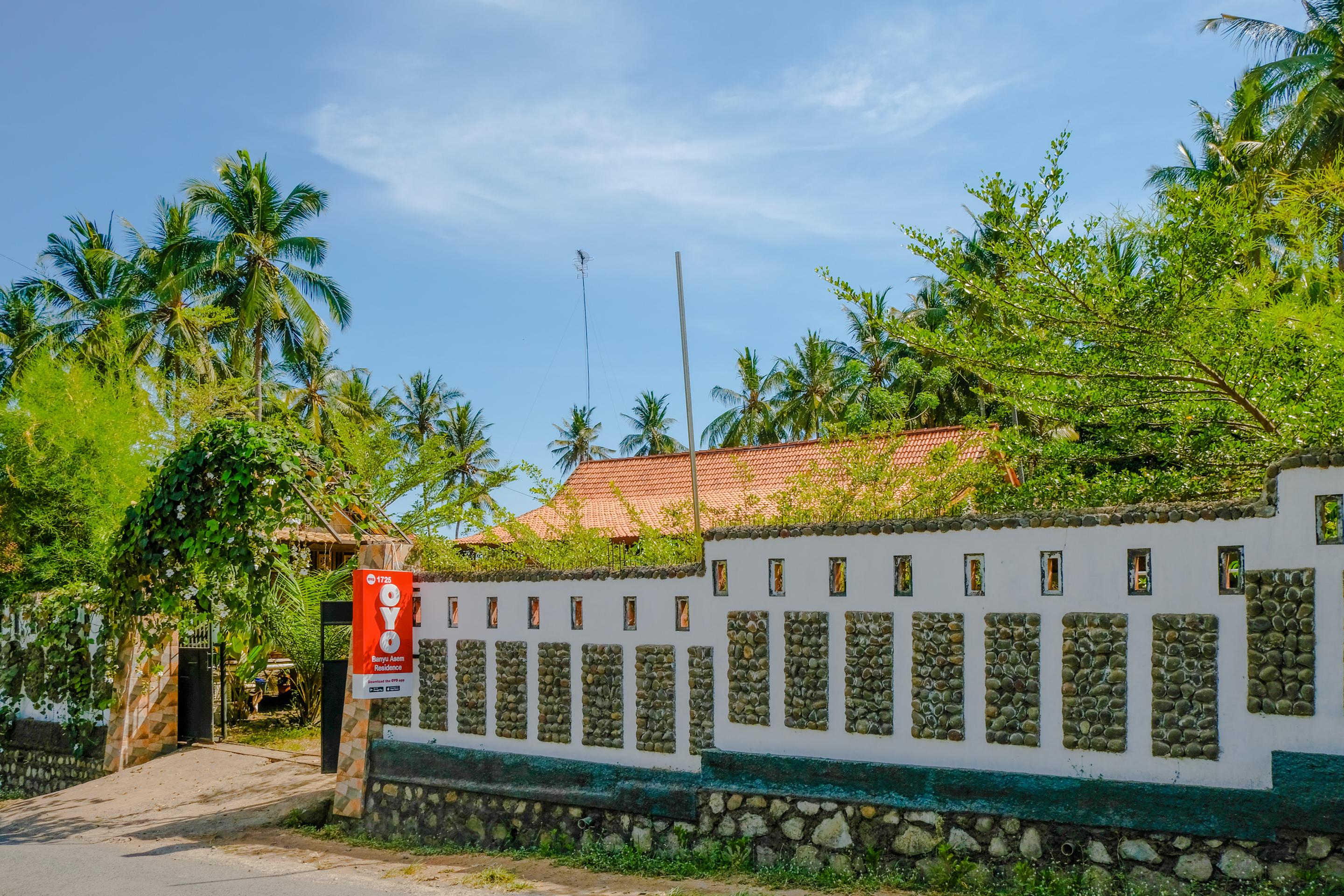 Reddoorz Syariah At Banyu Asem Banyuwangi Hotell Banyuwangi  Exteriör bild