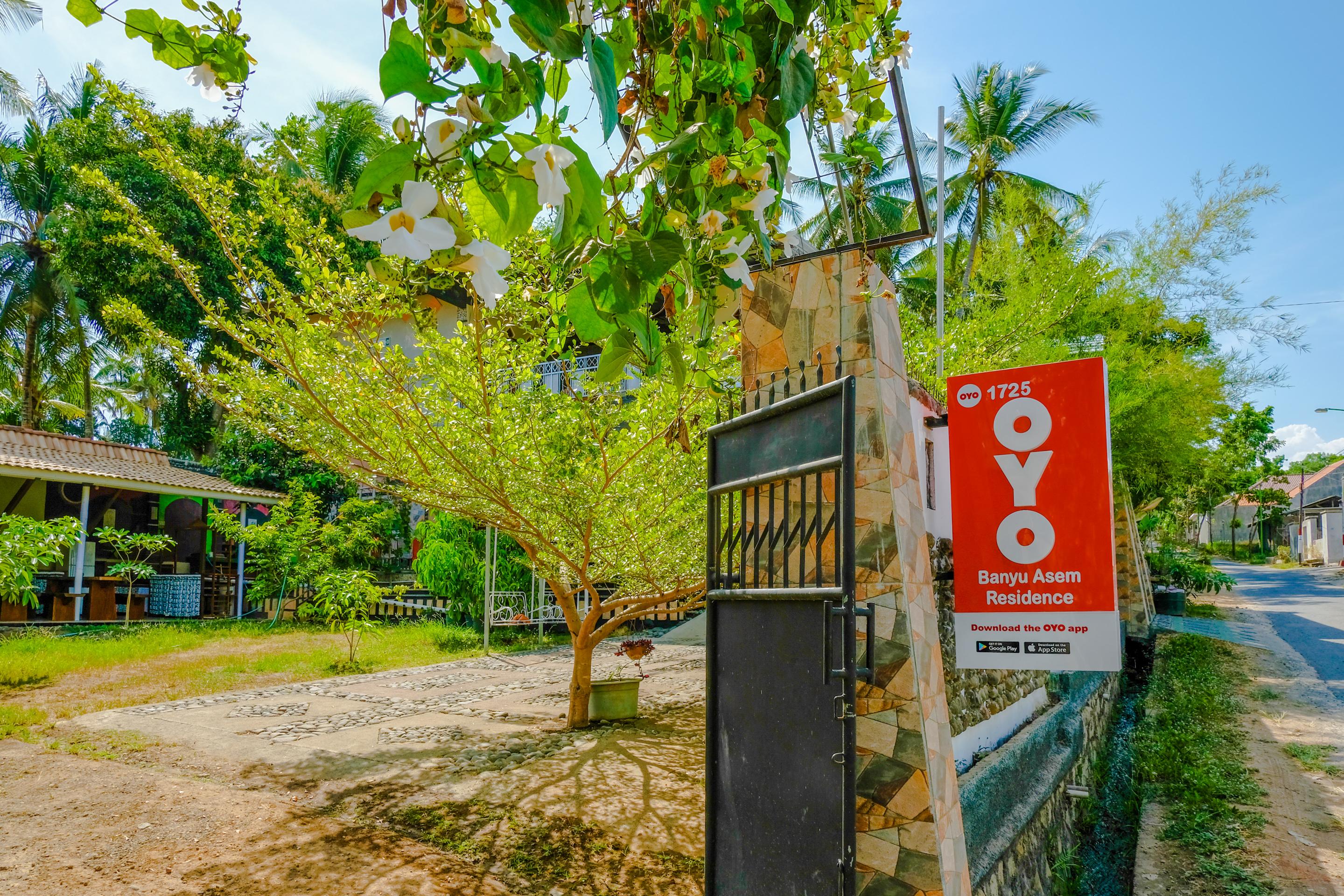 Reddoorz Syariah At Banyu Asem Banyuwangi Hotell Banyuwangi  Exteriör bild