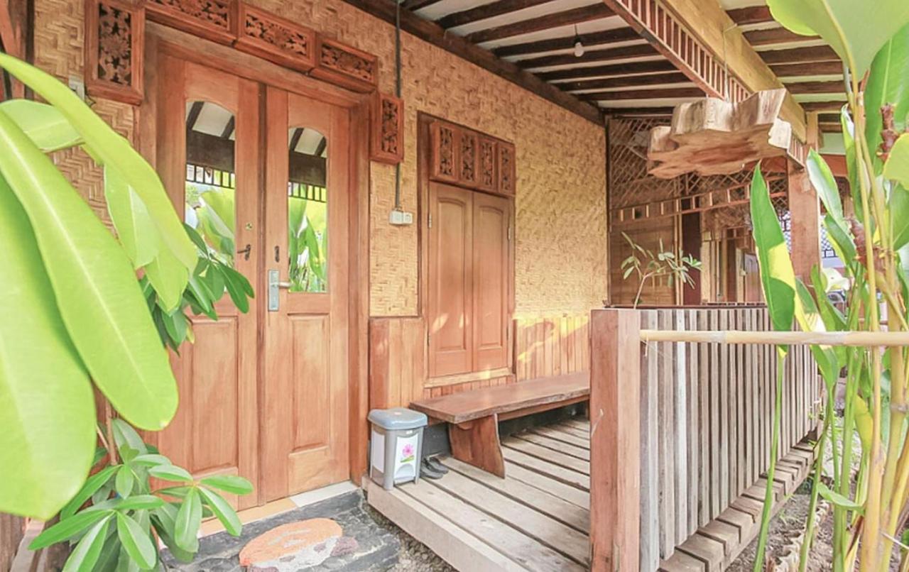 Reddoorz Syariah At Banyu Asem Banyuwangi Hotell Banyuwangi  Exteriör bild